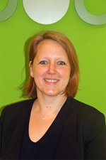 Karin Zipp, Augenoptikerin